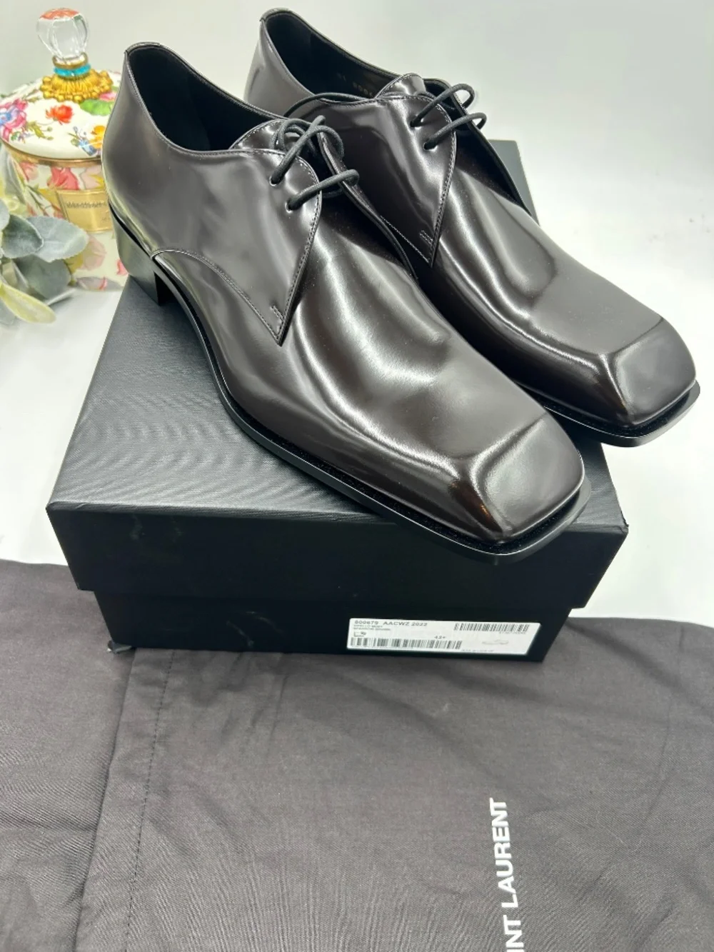 Men’s Saint Laurent Jean Polished Leather Derby Shoes. Size 43.5/10.5 US.